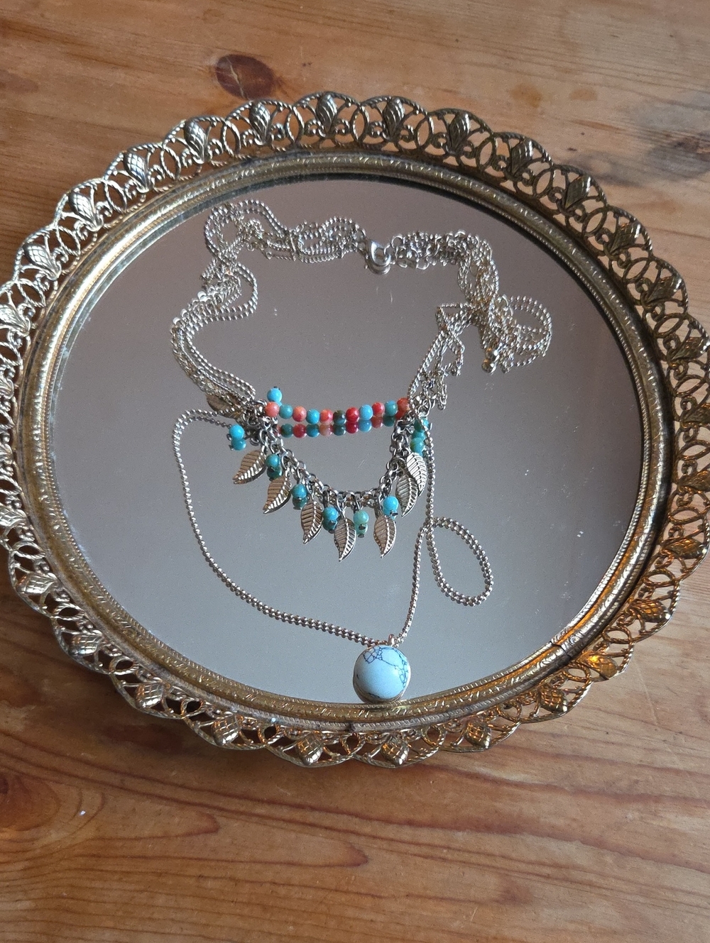Vintage Y2K Boho Layered Leaf Charm Necklace Faux Turquoise Bead Multi Tier 12"